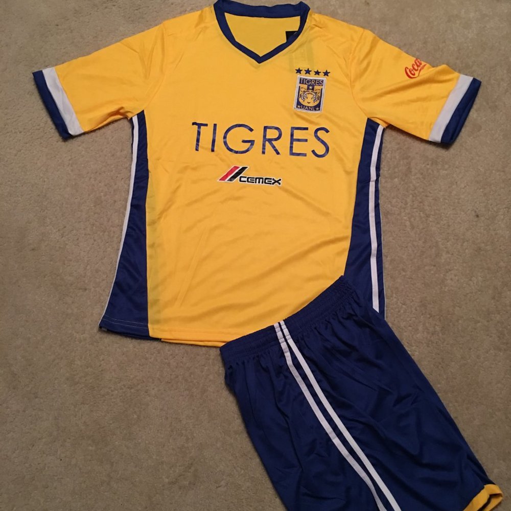 Tigres soccer fútbol liga  México uniform adult size
